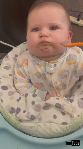 「Baby Says No More Bites || ViralHog」