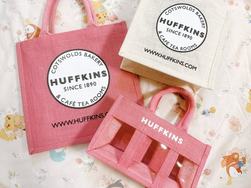 ハフキンスの窓付きトート