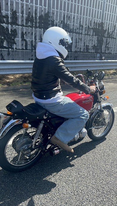 芸能人バイカーの藤森慎吾とほのか