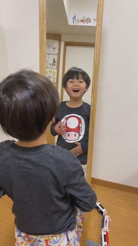 ゆづるくんがマリオのTシャツを着てみたら……