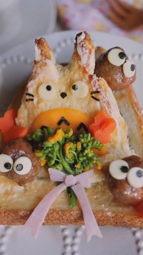 トトロの立体トースト