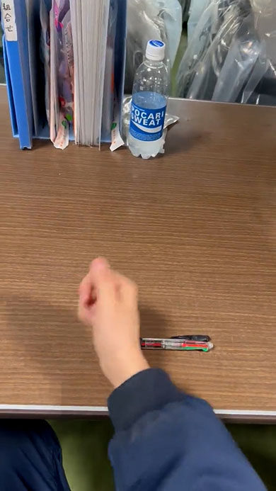 ペン先を叩いたところ