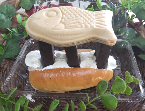 地下神殿クリームパン