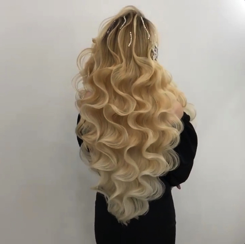 手の込んだヘアアレンジ