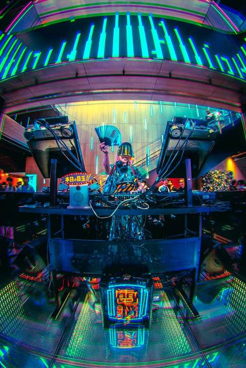 歌舞伎町 タワー サイバーパンク ブレードランナー 新宿カブキhall 歌舞伎横丁