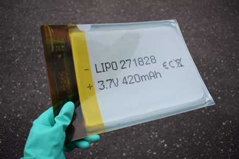 クリアファイル リポ バッテリー 電池 デザイン 膨張 爆発