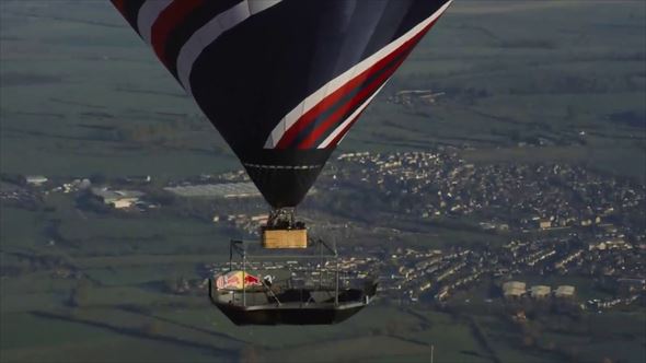 BMX 自転車 気球 レッドブル