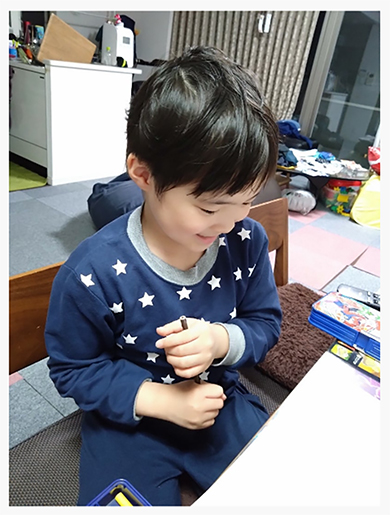 山田花子　次男　そっくり
