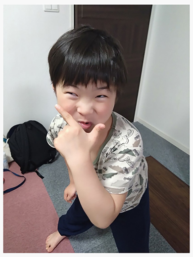 山田花子　次男　そっくり
