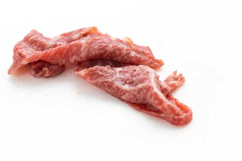 肉 タオル 落ちてる そっくり 似てる 路上 紛らわしい 柄