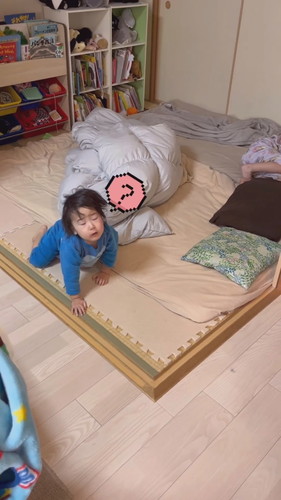 「2才に寝起きドッキリ笑」