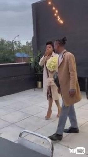 「Man Does Surprise Proposal for Girlfriend - 1371080」