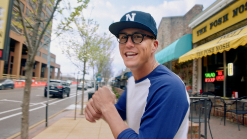 メガネブランド「Zoff」のCMに出演した、WBC侍ジャパンメンバーで 「セントルイス・カージナルス」のラーズ・ヌートバー