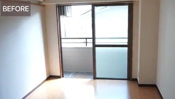 ベッドが丸見えのワンルームの画像