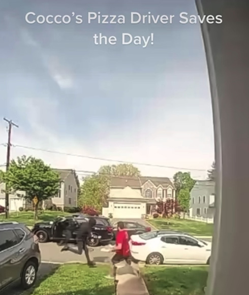 ピザ 逮捕 ハプニング