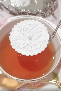 元タカラジェンヌの手掛けるレースをモチーフにしたお砂糖「シュガーレースPAT」が美しい