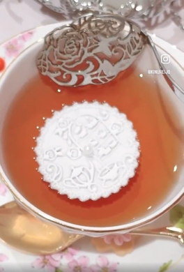 元タカラジェンヌの手掛けるレースをモチーフにしたお砂糖「シュガーレースPAT」が美しい