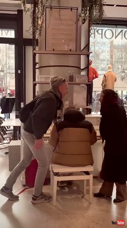 ピアノ 演奏 オペラ