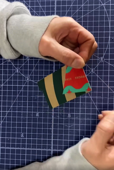 「スターバックス」や「カルディ」の紙袋で作るリメイク雑貨