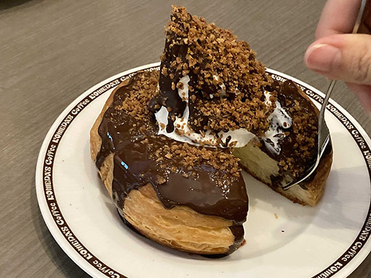 コメダ珈琲　シロノワール　竹下製菓　ブラックモンブラン