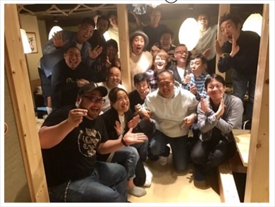 キンタロー。テツandトモ、ダンディ坂野ら一発屋芸人の集結ショット