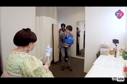 羽生結弦が黒柳徹子の楽屋を訪問