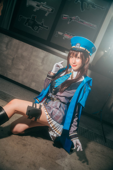 はたのゆうの「勝利の女神：NIKKE」ヴァイパー