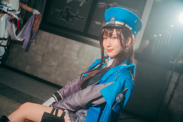 はたのゆうの「勝利の女神：NIKKE」ヴァイパー