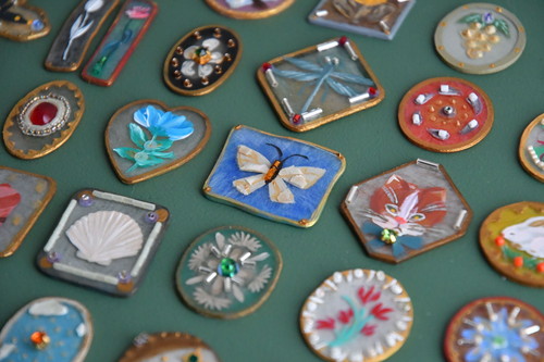 プラ板で作ったチェコガラスボタン