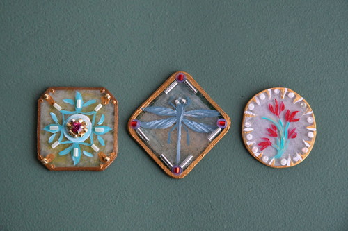 プラ板で作ったチェコガラスボタン