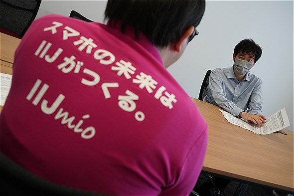 IIJmioのギガプラン5ギガで990円