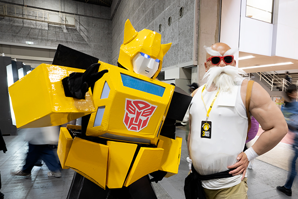 がち○○の「ドラゴンボール」亀仙人と鋼人の「トランスフォーマー」バンブルビー