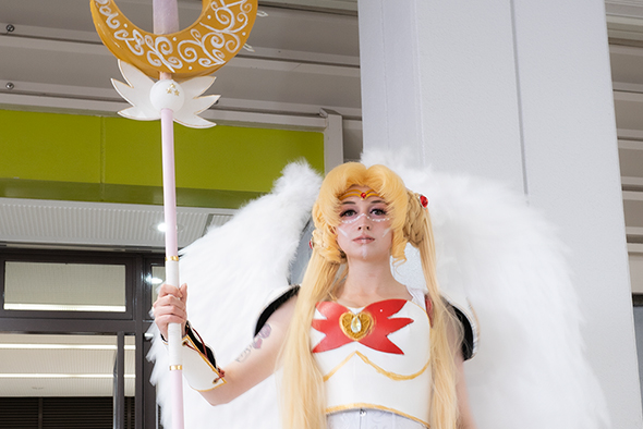 Leah Foxの「美少女戦士セーラームーン」エターナルセーラームーン