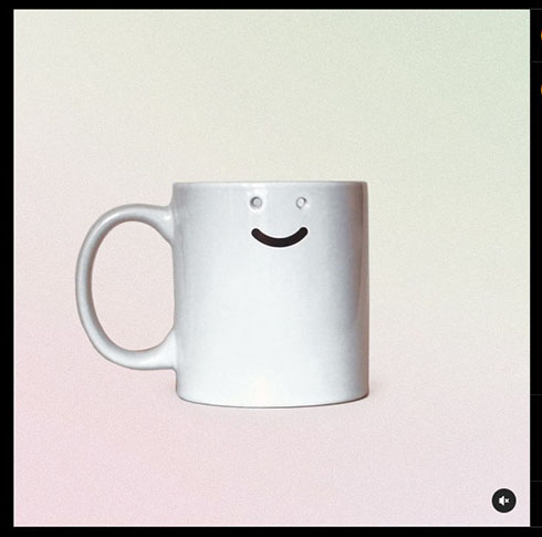 感情あふれるマグカップ・注ぐ前