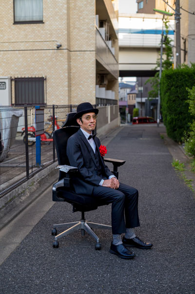 捨てられた椅子