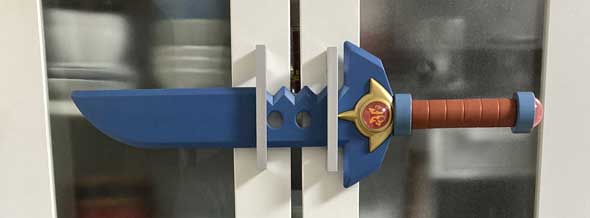 地震 対策 外出前 パプニカのナイフ 奉納 ダイの大冒険 武器 食器棚 扉 固定 奧さん GJ アイデア