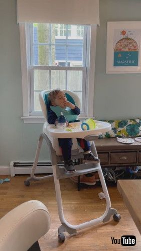 「When You're Really Hungry But Really Tired || ViralHog」