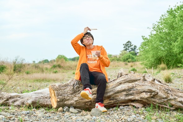 明太とろろうどんを食べる　／　丸亀シェイクうどん　新商品　新発売　テイクアウト　持ち帰り