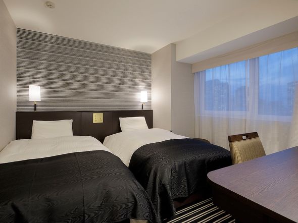 アパホテル〈新宿 歌舞伎町タワー〉