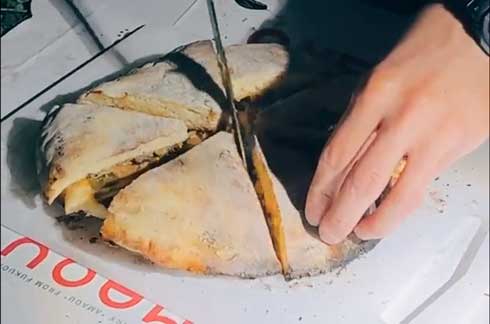 モロッコ帰り ピザ 作り方 砂漠化 熱した砂 埋める サハラ砂漠 遊牧民