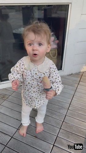 「Girl Says Popsicle For The First Time || ViralHog」