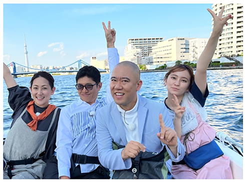 結膜の毛細血管が破れて出血したと報告した薬丸裕英さん