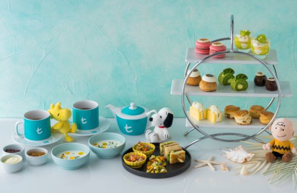 バー＆ダイニングCLOUDS「PEANUTSコラボレーション 天空のアフタヌーンティー」