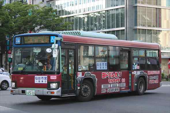 ヨドバシカメラ ラッピングバス カメラ