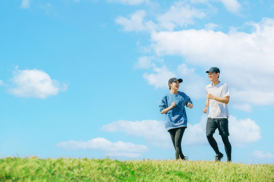 筋肉痛になった人のイラスト