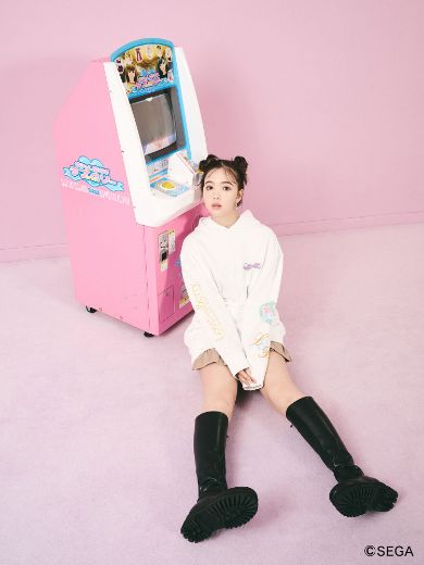 ロゴ×2パーティーパーカーのホワイト