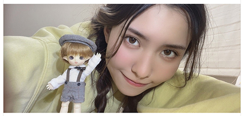 仮免許取得を喜ぶ春名さん