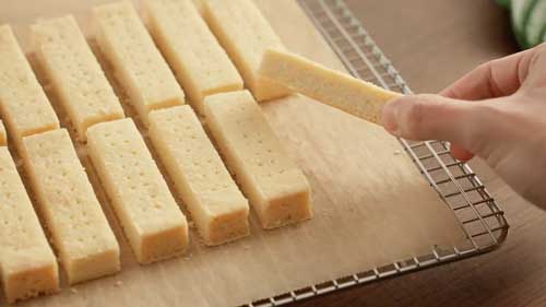 これお前らの分な ショートブレッド レシピ 動画 オチ お菓子作り