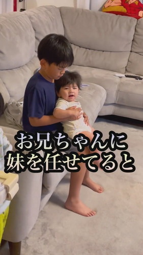 寝かしつけが上手なお兄ちゃん