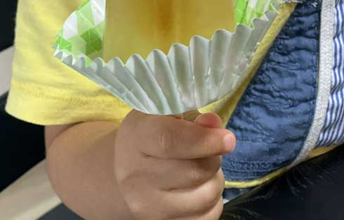 アイス ベタベタしない ライフハック 子育て カップ 棒アイス